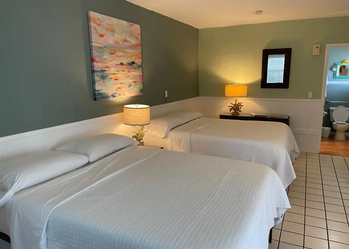 Breezy Palms Resort